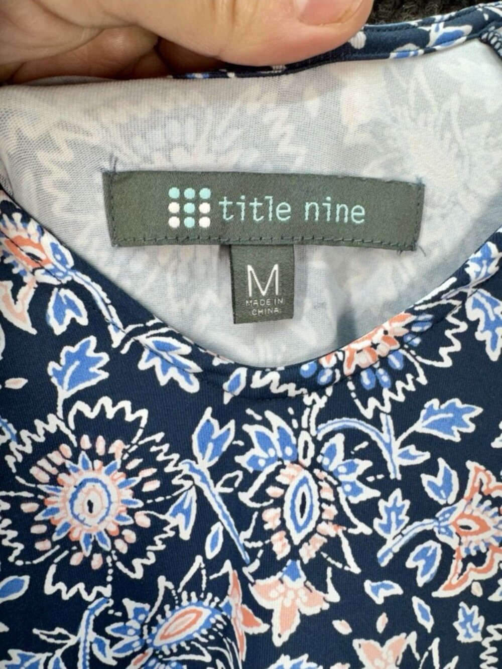 Title Nine Diamalete Dress Women M Blue Floral Athleisure Sleeveless V-Neck Mini - Picture 4 of 9